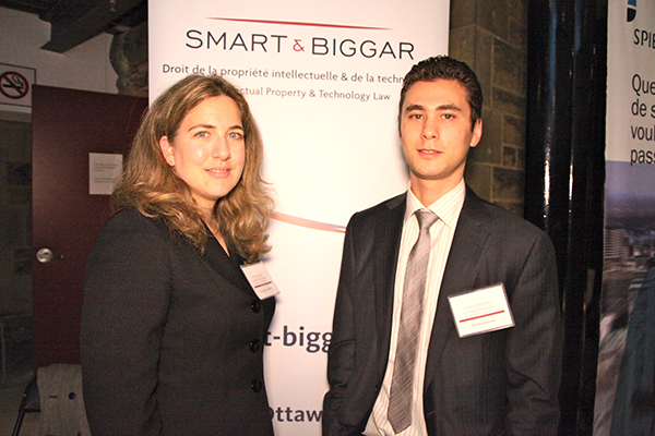 Le cabinet-boutique Smart & Biggar est spécialisé en propriété intellectuelle et en technologie. 